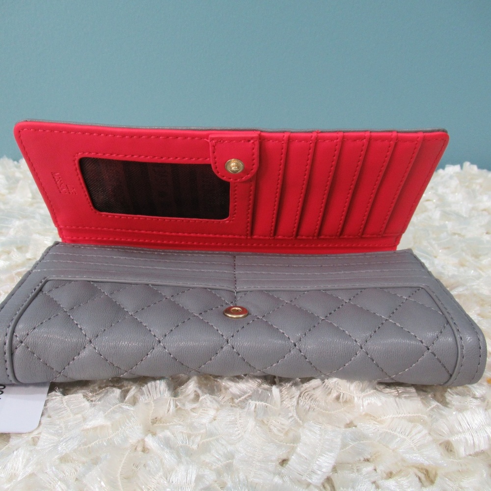 Love Moschino Gray Quilted Tri Fold Wallet - Picture 4 of 7